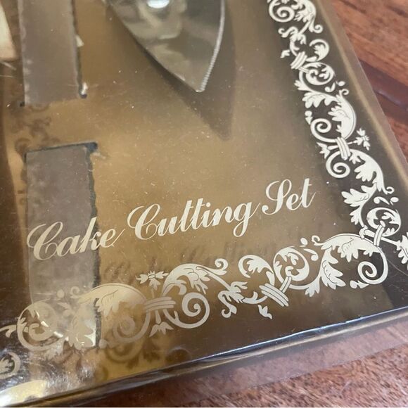 Set of Wedding Cake Knife and Server / Acrylic and Stainless Steel EUC - Picture 5 of 15